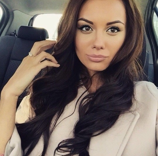 Живу в Москве, и готова подарить тебе незабываемые моменты нашего встречи. Я предлагаю широкий спектр услуг, и гарантирую полное удовлетворение твоих желаний. Мой опыт и нежные прикосновения позволят тебе расслабиться и насладиться абсолютной релаксацией. За моими фото скрывается настоящая красота, которая будет твоим источником восторга. Позволь себе окунуться в мир страсти и наслаждения со мной. Имей уверенность, со мной ты получишь все, что желаешь. Жду встречи с нетерпением! 🔥🌟💋 Галя